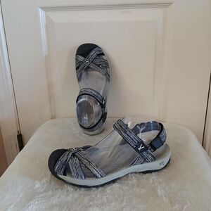 Keen Keen Bali Strap Closed Toe Sandals Women's 7.5 Hiking Utility Gorpcore